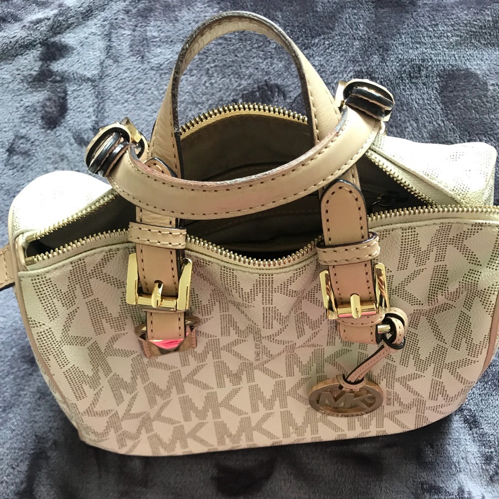 Michael Kors bag